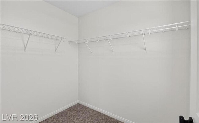 Building Photo - Gorgeous , 5 bedroom /3 Bath  with huge backyard finished with pavers! Great location!