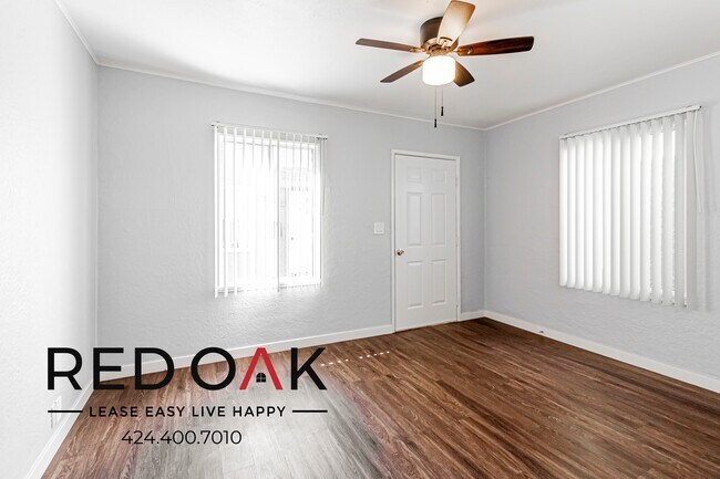 Primary Photo - 12145 Pine St