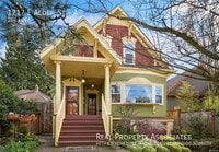 Building Photo - 1717 E Alder St