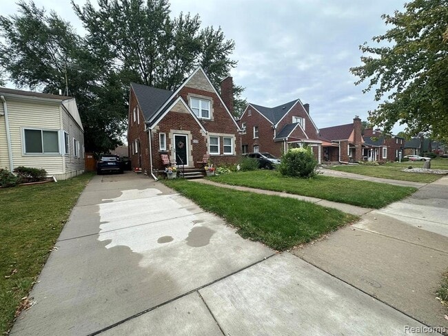 Building Photo - 4151 Grayton St