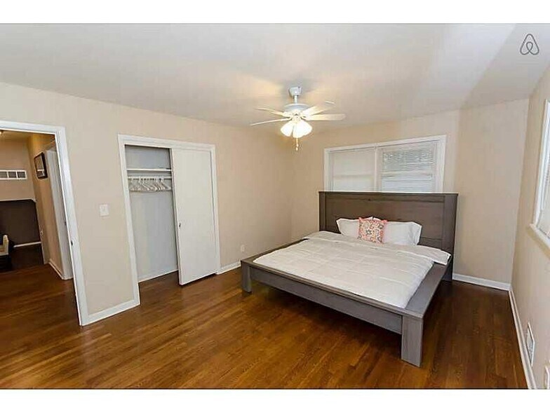 Building Photo - 1283 June Dr