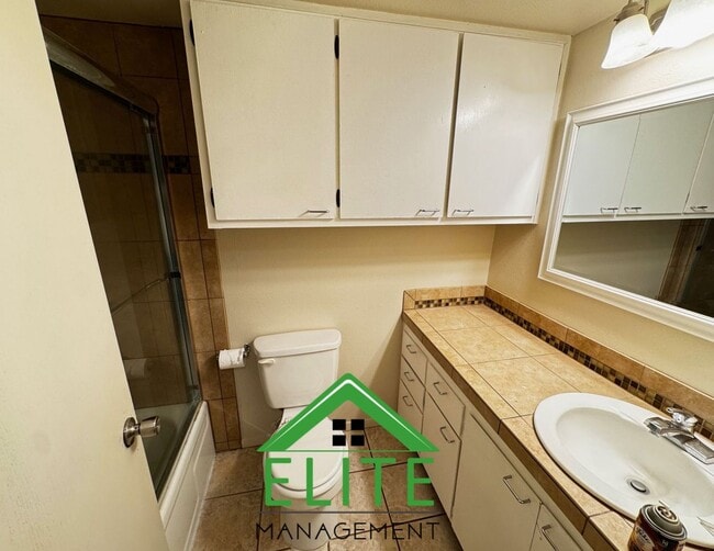 Building Photo - Welcome to 75 Fulton Ave #487, a beautiful...