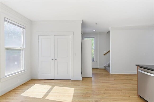 Building Photo - 740 Liberty Commons Dr NW