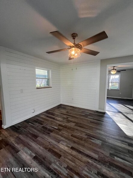 Building Photo - 3408 Hackberry Rd