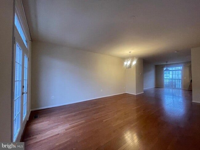 Building Photo - 24693 Kings Canyon Square