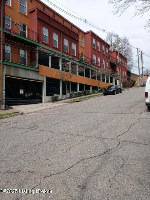 Primary Photo - 2415 Brownsboro Rd