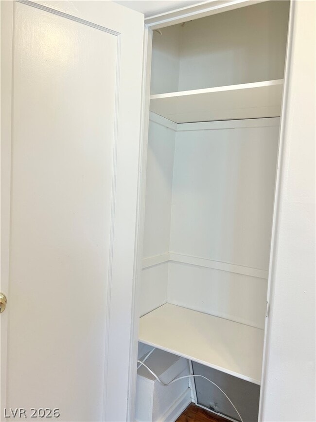 Building Photo - 2300 Santa Clara Dr