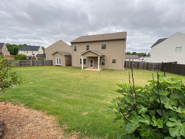 Building Photo - 4 bed, 3 bath home in Hawthorn Ridge is Av...