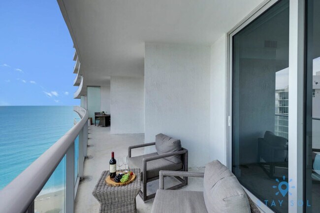 Building Photo - 4111 S Ocean Dr