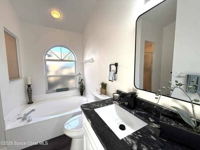 Building Photo - 2924 Pebble Creek St