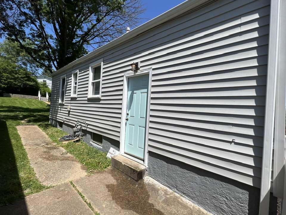 Building Photo - 6735 Dale Ave