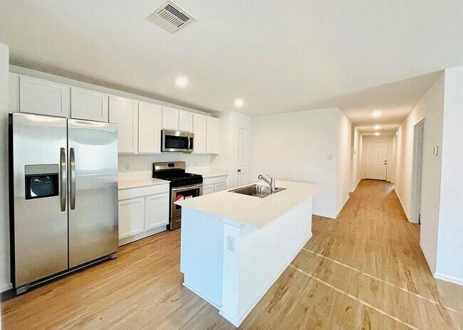 Building Photo - 1499 Twilight Grn Dr