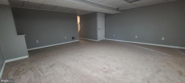 Building Photo - 3539 Split Rail Ln