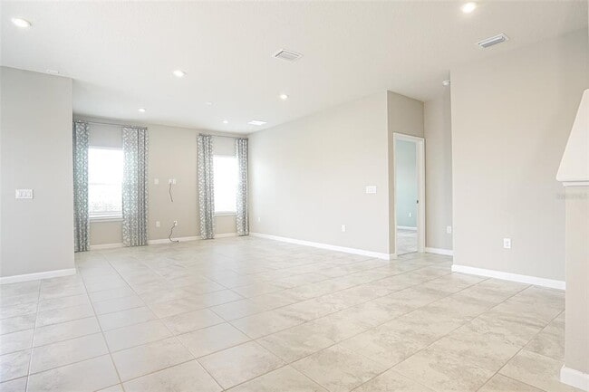 Building Photo - 1892 Basenji Dr