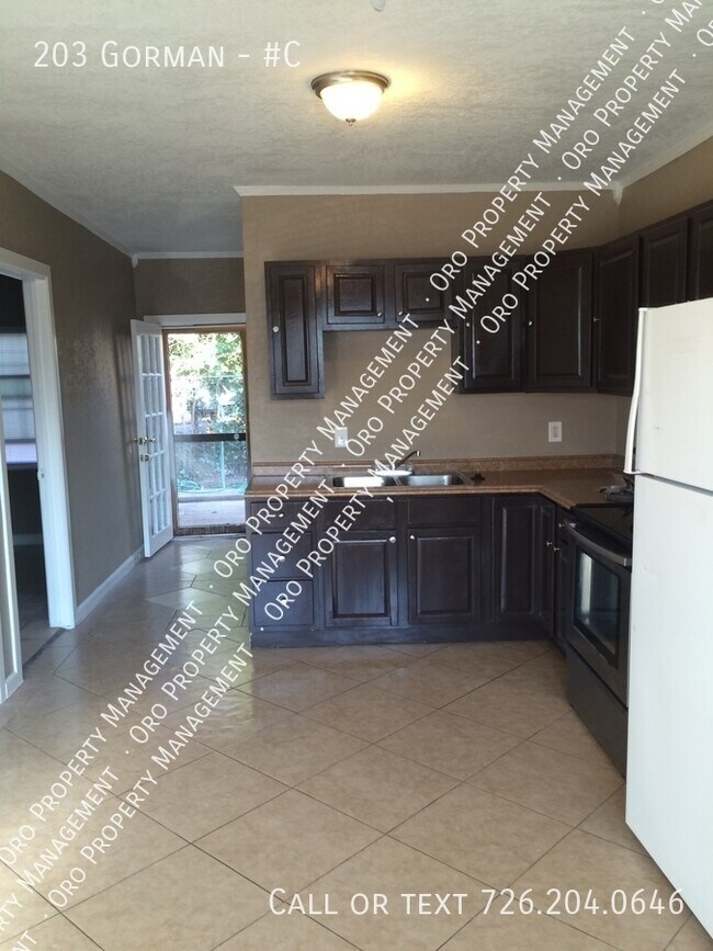 Building Photo - 203 Gorman-#C