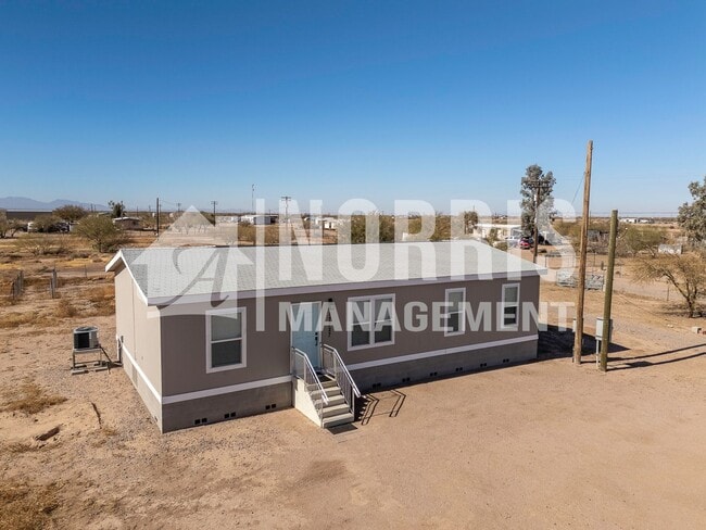 Building Photo - 17727 W Salvatore Ln