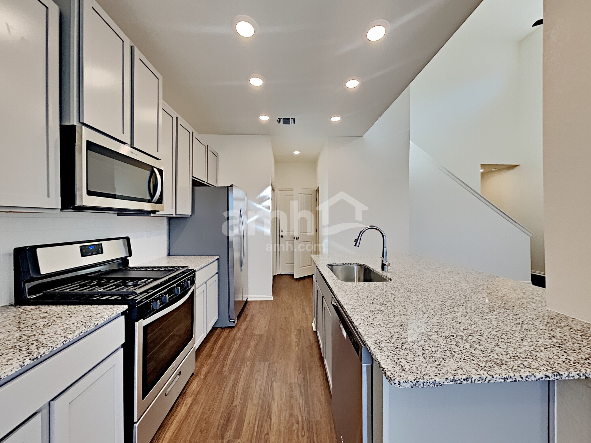 Building Photo - 2723 Spencebrook