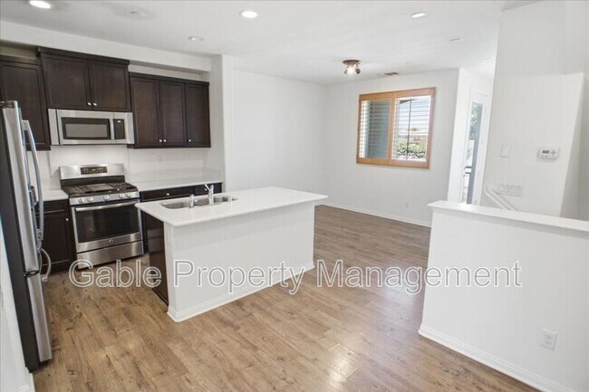 Building Photo - 14854 Nordhoff St