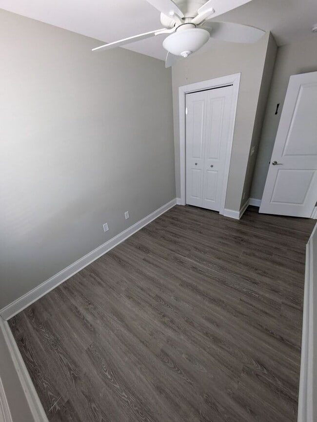 Building Photo - Charming Single Family 3BD/1.5BA Home in Hickory!