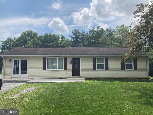 Building Photo - 13910 Countryside Dr