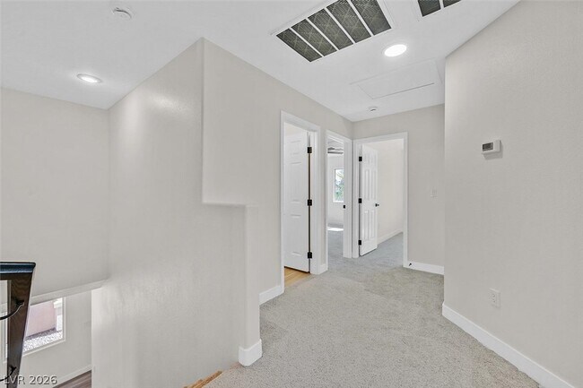 Building Photo - 9316 Perennial Ave