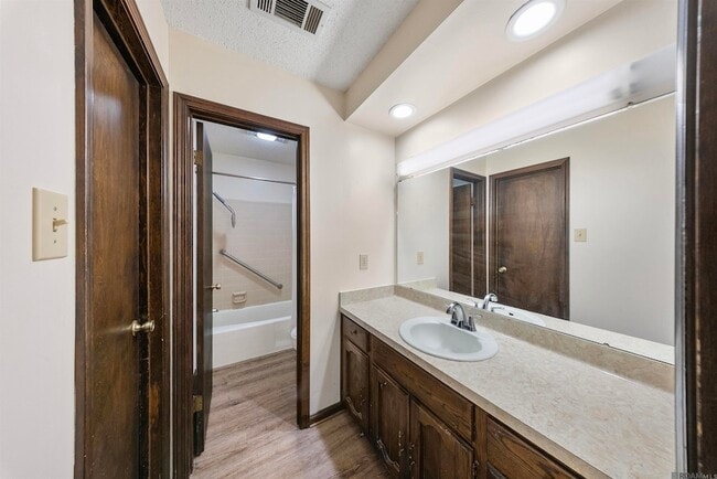 Building Photo - 9655 Sullivan Rd