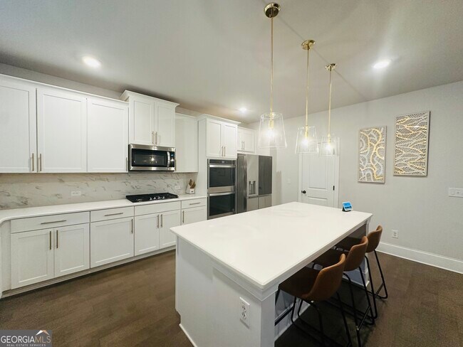 Building Photo - 603 Skye Ct
