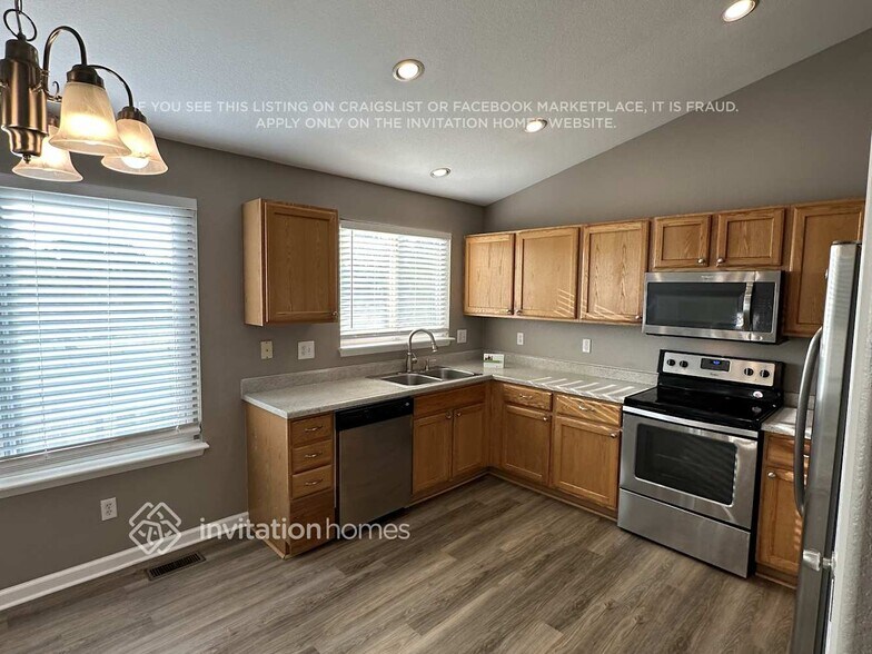 Building Photo - 11053 Pheasant Ct
