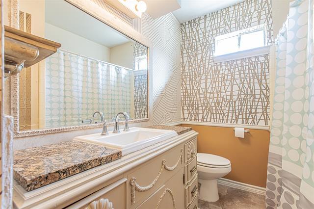 Building Photo - 618 Magnolia St