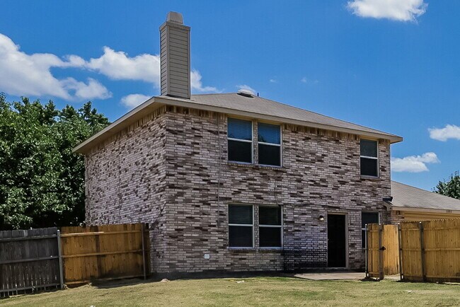 Building Photo - 1003 April Showers Ln