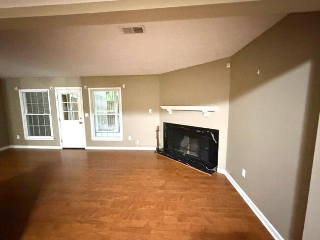 Building Photo - 103 Wenwood Cir