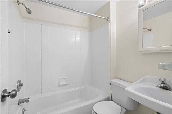 Building Photo - 1 Rosary Way