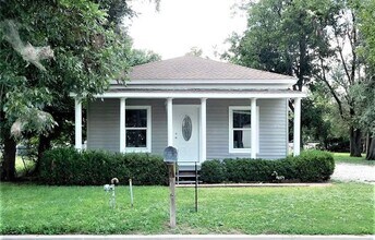 Building Photo - Charming 2-Bedroom Home on 4 Acres