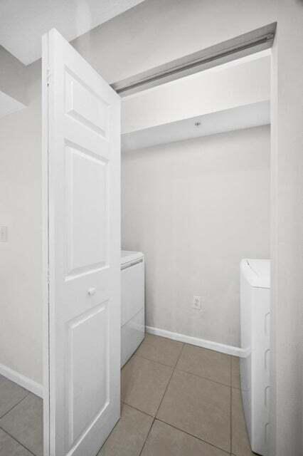 Building Photo - 3732 NW Adriatic Ln