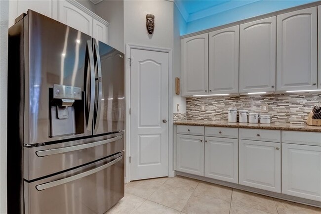 Building Photo - 7707 S De Soto St