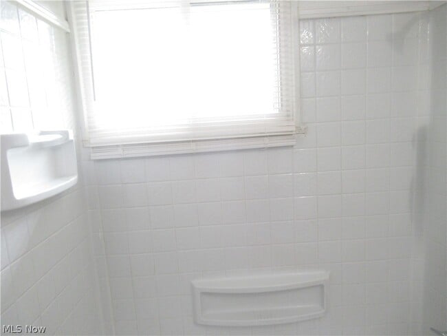 Building Photo - 1462 Harvard Dr