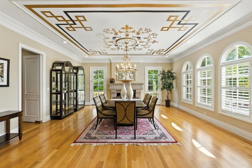 Building Photo - 90 Broadacres Rd