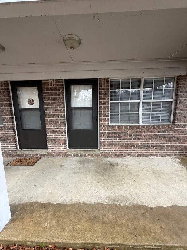 Building Photo - 00203