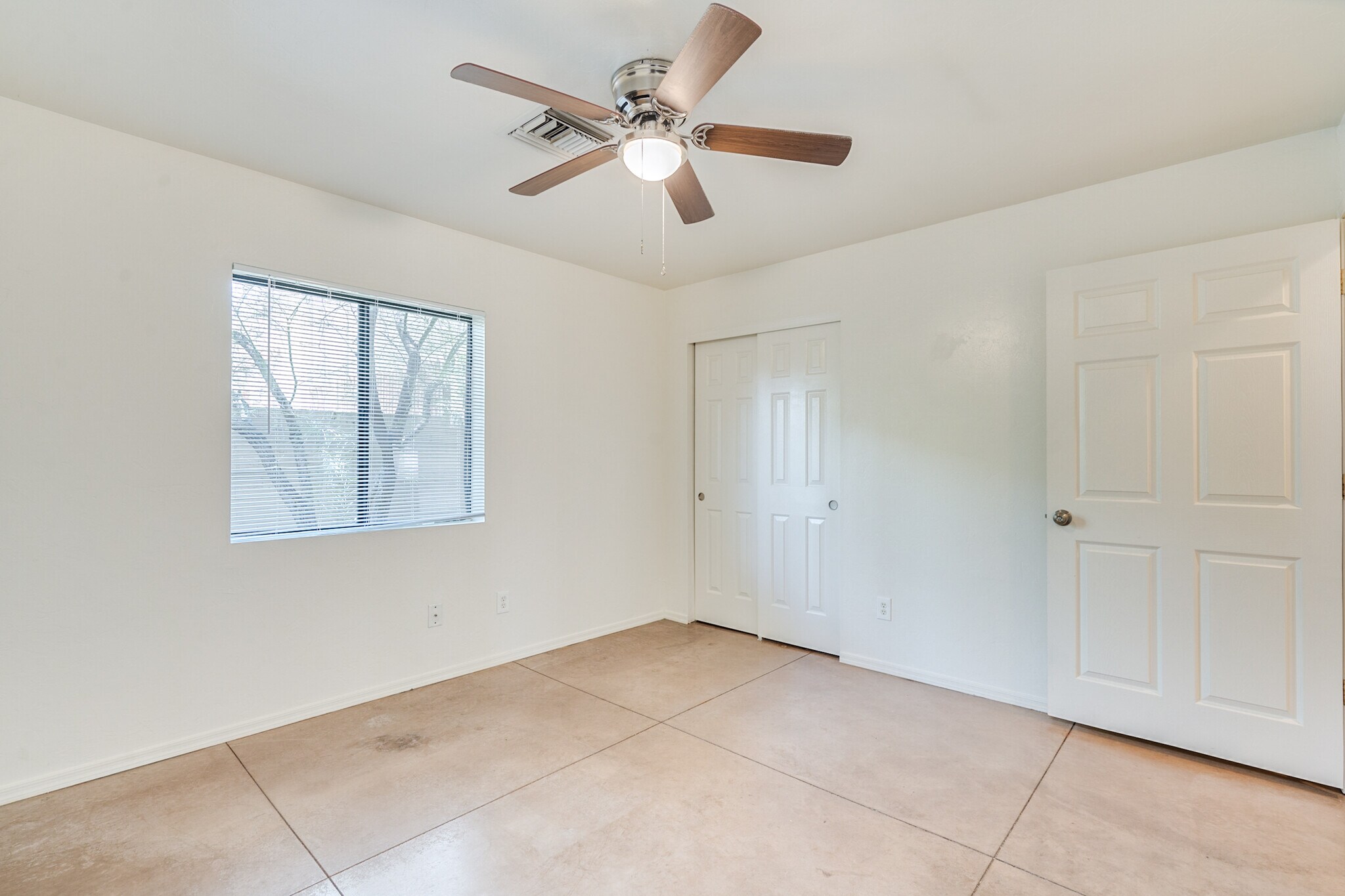 Bedroom 1 - 3138 E Adams St