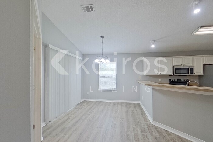 Building Photo - 225 Leebeck Cir