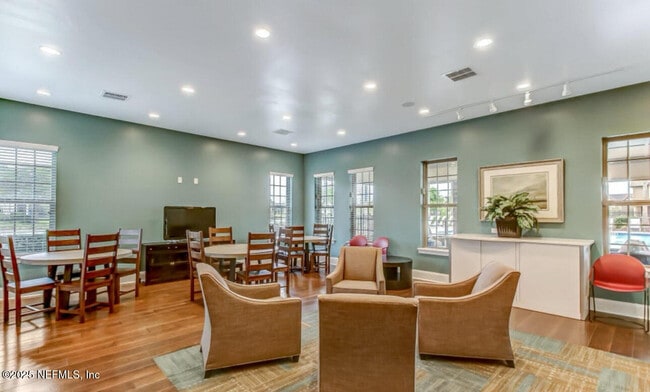 Building Photo - 7041 Beauhaven Ct