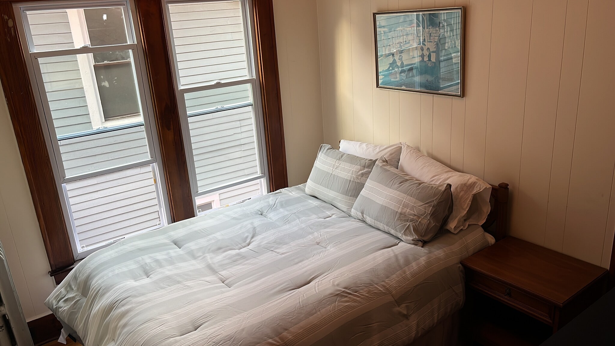 One queen sized bed - 117 Green St