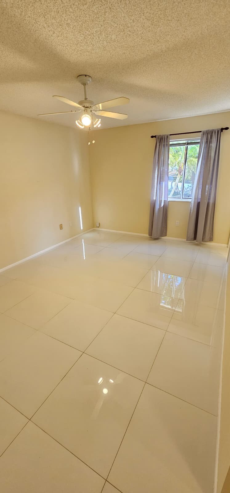 Building Photo - 1251 SW 84th Ter