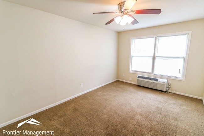 Building Photo - 1223 N 12th St