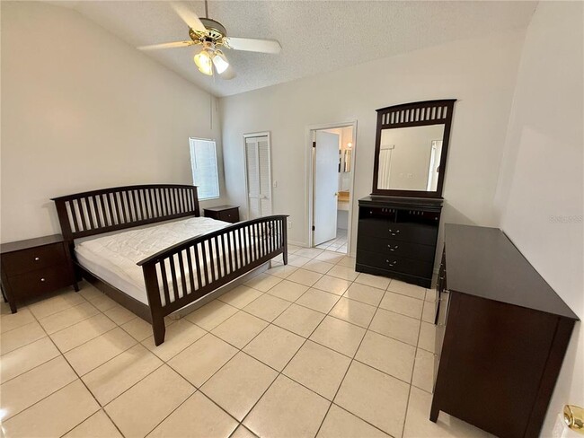 Building Photo - 4854 Kingston Cir