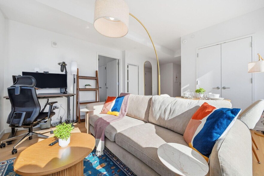 Building Photo - 4-75-75 48th Ave