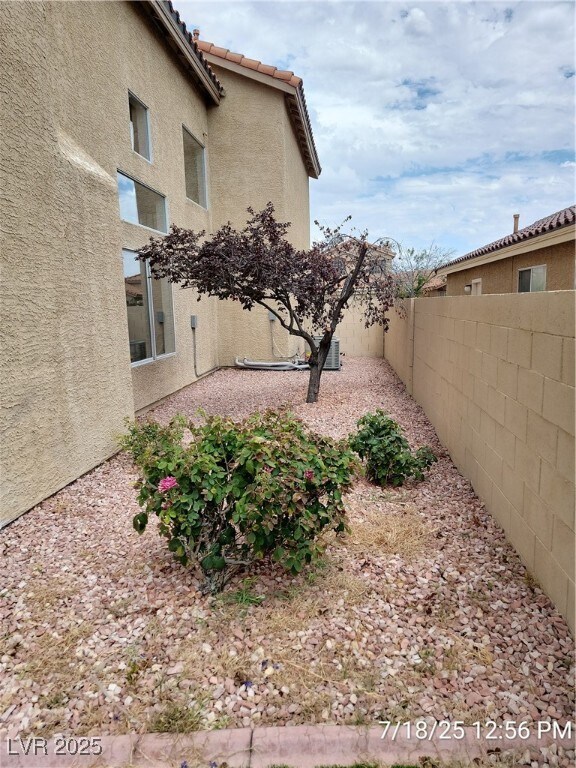 Building Photo - 7813 Paper Flower Ct