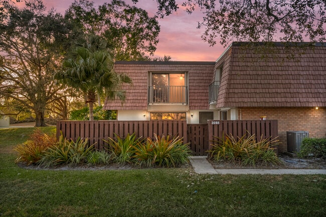 Building Photo - 3098 SW Sunset Trace Cir