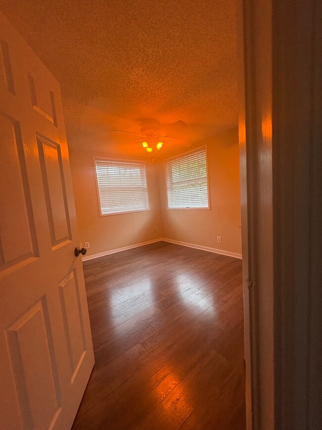 Building Photo - Dartmouth