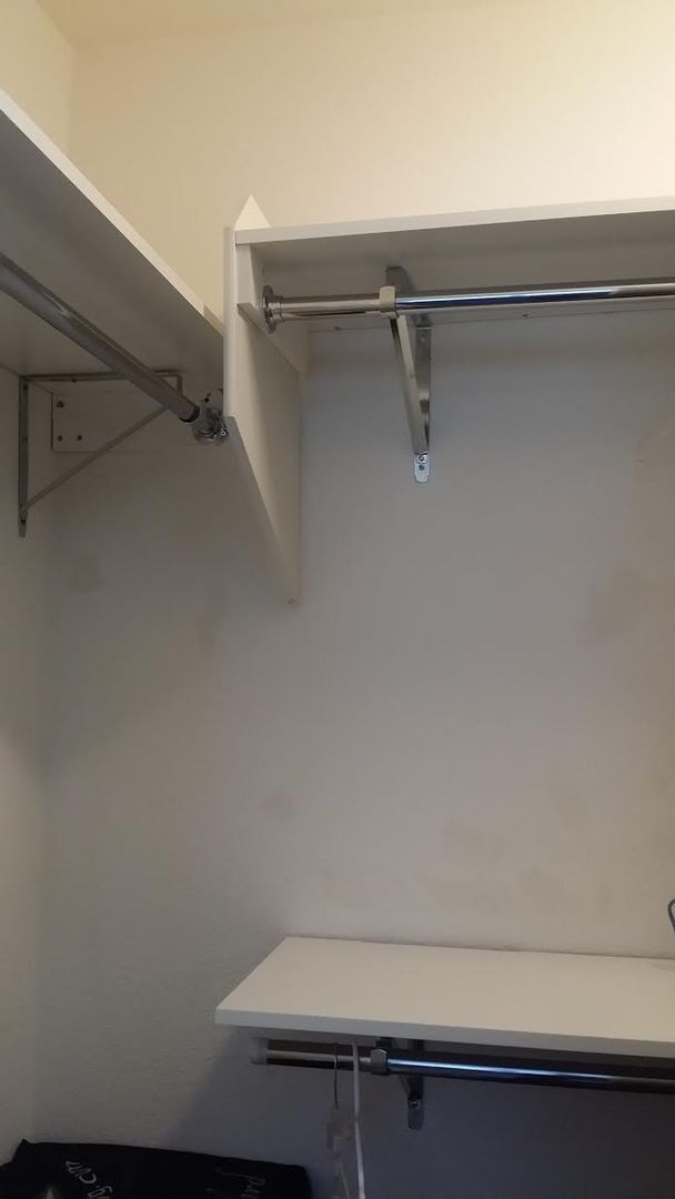 Building Photo - Charming 1BR Duplex in Riverside
